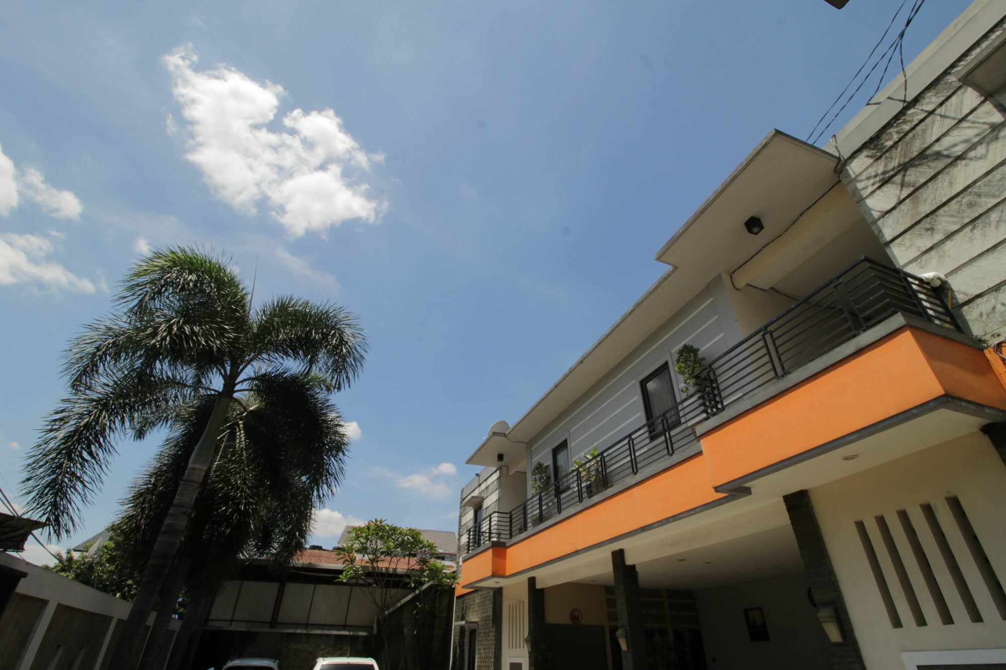 Hotel Reddoorz @ Pangeran Antasari 2 Cilandak  Exterior foto